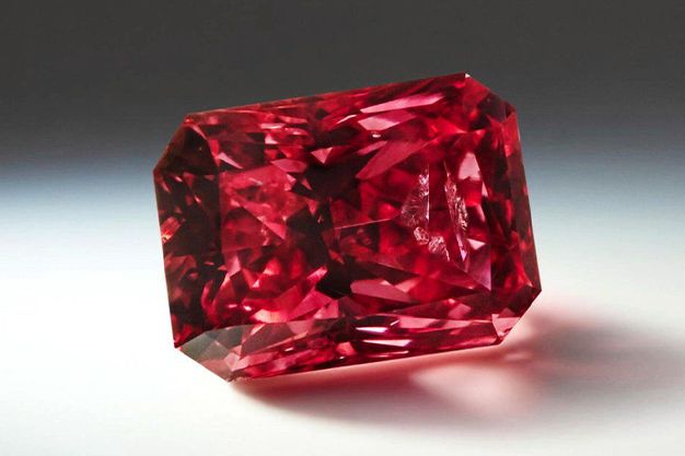 Diamante Rojo