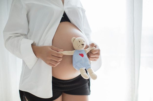 10 Trucos caseros para conocer si es niño o niña en el embarazo
